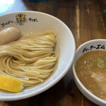 ゴールデンタイガー - 味玉ゴールデンつけ麺（塩味）　900円