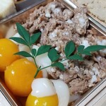 馳走 啐啄一十  - ㉒炭火焼き榊山牛(広島県産)の山椒しぐれ煮
      ㉓金柑(広島県産)の照り焼き
      ㉔百合根(北海道真狩村産)