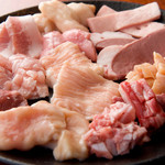 炭火焼ホルモン ぐう - 料理写真:芝浦から毎日仕入れ！鮮度にはこだわりぬいてます！！！