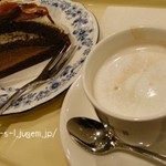 ドトールコーヒーショップ - チョコとナッツのケーキとモガジャバ