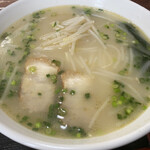 はんえいラーメン - 料理写真:半ラーメン