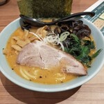 横浜家系ラーメン 銀家 - 