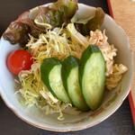 Yasaku - カレーに付くサラダ