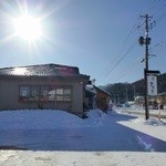 北の蕎麦屋 - 駐車場から