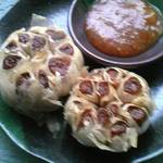 テイクアウト ふじ - にんにく丸揚（自家製みそ付）１株１００円