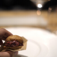 イルチェーロ - ダチョウ ジャージー牛 パニーノ仕立て