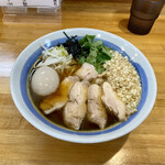 麺屋 しん蔵 - 限定 鶏中華 800円 味玉 100円