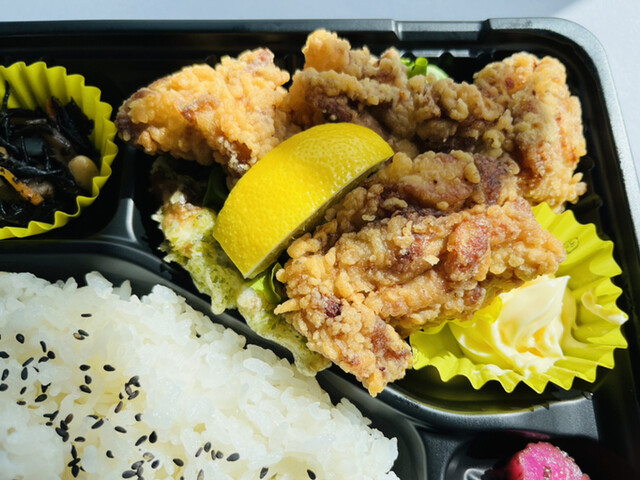 八鶏飯蔵 イトーヨカードー・サンエー石巻あけぼの店 - 蛇田（焼き鳥）の写真