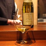 アカ - Torres Milmanda 2016