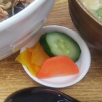 小さな食堂 ヒロ - 漬物 (2022.03.07)