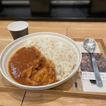 Soup Stock Tokyo - トマトと鶏肉のスパイスカレー