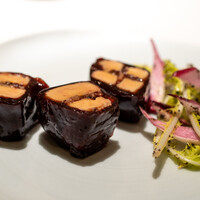 レストラン オオツ - 2022.3 メゾンミトー社フォアグラ・ド・カナールのマーブル仕立て タンポポ黒トリュフドレッシング