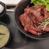 伝説のすた丼屋 談合坂SA(下り線)店