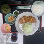 Tonkatsu To Washokuno Mise Chouhachi - 