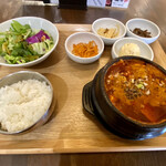 korean kitchen カブ韓 - 海鮮激辛スンドゥブパプサン