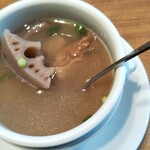 珞珈壹号 - 蓮根とスペアリブのスープ