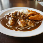 魚とカレーのお店 - 牡蠣カレー、魚のフライ追加