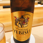 すが弥 - 女子が『スペシャル版でぇ～す』とニコニコしながら持ってきてくれました。よく見ていただければ違いが判る筈。答えは布袋様が鯛を二尾、抱えているんですね。普通は一尾なんです