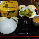 神戸牛まぶし　９８０円