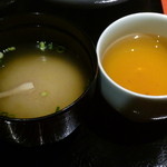 おんどる - 共通のお味噌汁にコーン茶