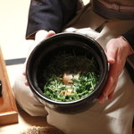 美山荘 - 鱒と芹の炊き込みご飯