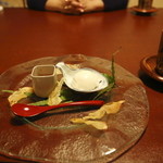 美山荘 - デザート。酒粕のアイス。フルーツソース添え