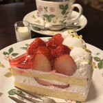 宮越屋珈琲 - 今月のケーキ（2022年1月）オールドファッションショートケーキ