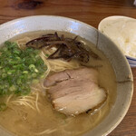 とらや - ラーメン、ご飯