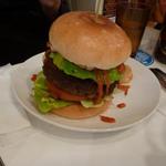 エスビーダイナー コウベ - アボガドチーズバーガー単品