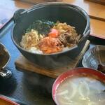 Taishouan - 鉄鍋ビビンバ(スープ付) 