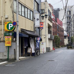 Ayumu - お店の通り