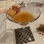 日光金谷ホテル - 30ヶ月熟成ハモンセラーノ　に　土佐赤肉メロンのスープ