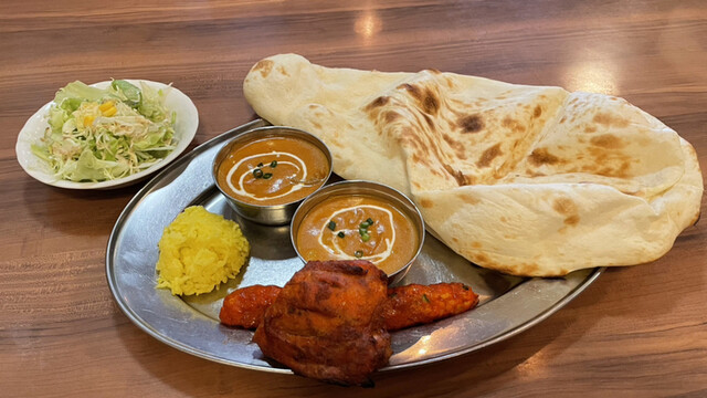 India Restaurant & Bar Mera photo 3