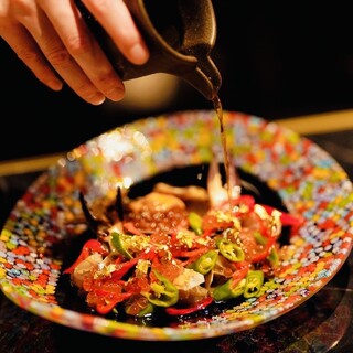 食べる芸術品という名に最適な当店自慢の「カンジャンケジャン」