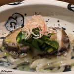 御料理 寺沢 - 蒸し鮑と鮑の肝を練り込んだ手打ち饂飩