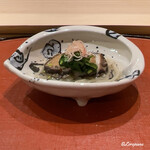 御料理 寺沢 - 蒸し鮑と鮑の肝を練り込んだ手打ち饂飩