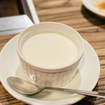 焼肉 ジャンボ - 杏仁プリン