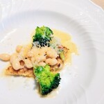 La Brianza - 十勝若牛トリッパレモンバターソース。