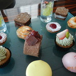 バー＆ラウンジ  トゥエンティエイト - 