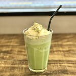 Fishingnuts CAFE - 料理写真:お子様にも人気の抹茶フラッペ