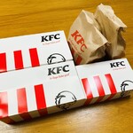 Kentakki Furaido Chikin - パックB…税込1500円×2セット　ビスケット（2個）…税込300円