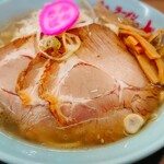 ラーメンさんぱち - 塩チャーシューを上から。