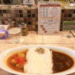 カマル - Curryコンビネーション (M)