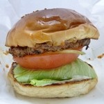 ブラザーズ - レッドホットチリバーガー(デリバリー価格1250円)※全てのハンバーガーにポテト.オニオンリングが付いてきます。 