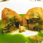 レストラン・セン - ほうれん草のソースで