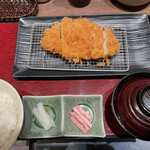 Tonkatsu Shinjuku Saboten Sendai Serubate Rasuten - 