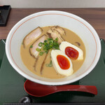 Chuukasoba Maruno - 鶏パイタン 900円（肉増し＋味玉 300円）