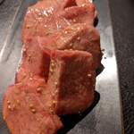 焼肉 牛猿 - 特上厚切りタン