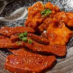 焼肉 牛猿 - ホルモン