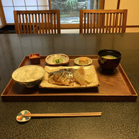 赤坂とゝや魚新 - 鯖塩定食。